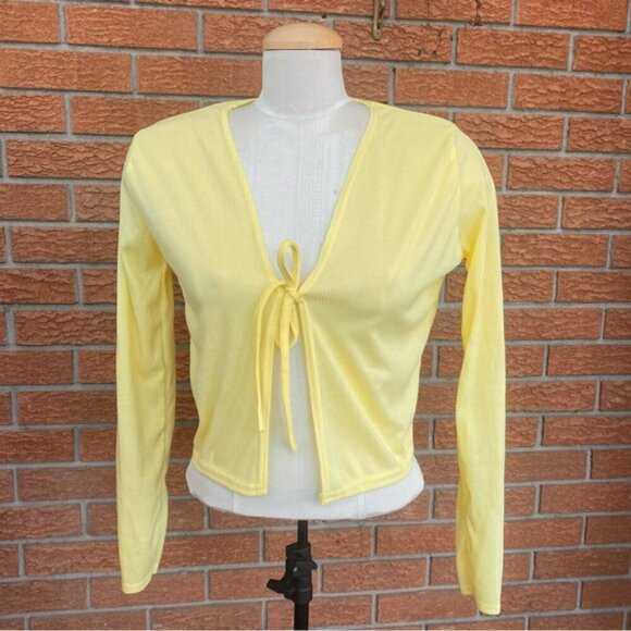 PrettyLittleThing Light Yellow Ribbed Tie Cardigan Women’s Size 6 - Picture 4 of 7